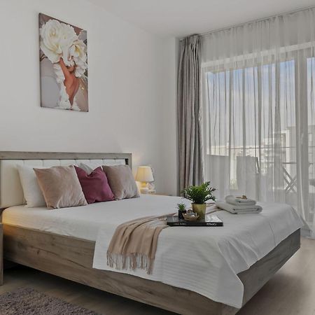 Dream Place 1Bdr Apartment Неводарі Екстер'єр фото